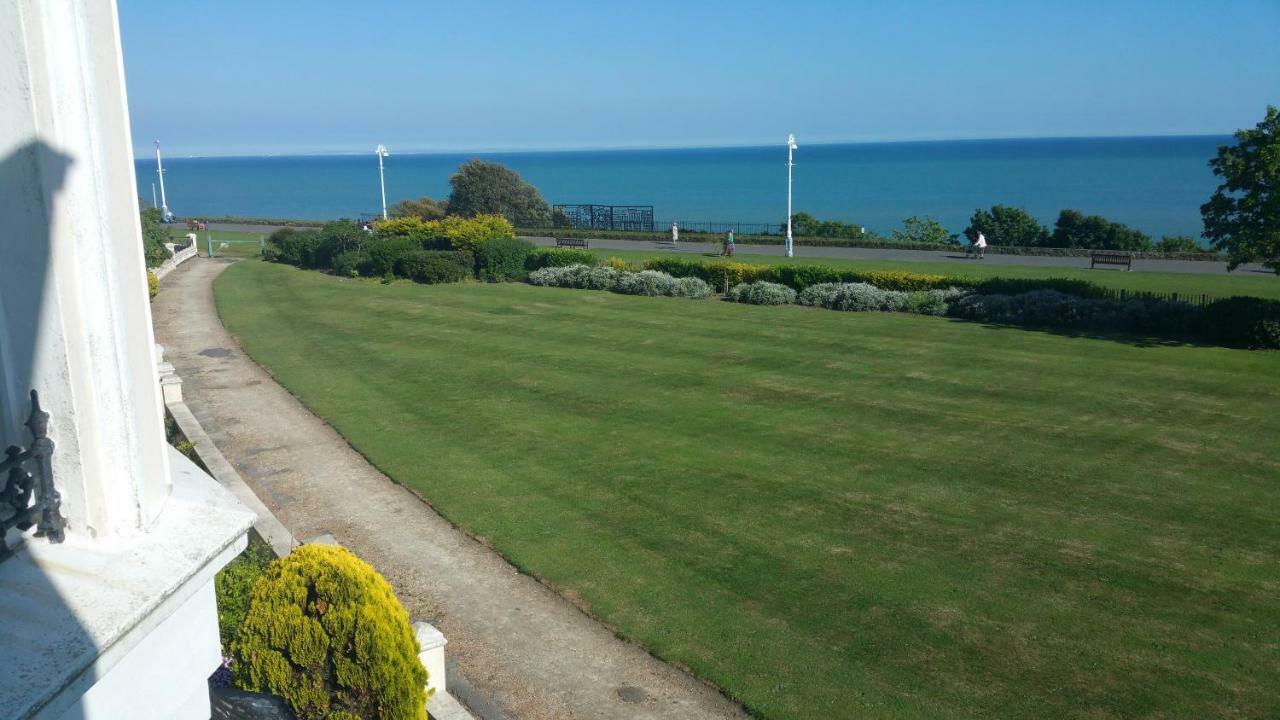 Westward Ho Hotel Folkestone Exteriör bild