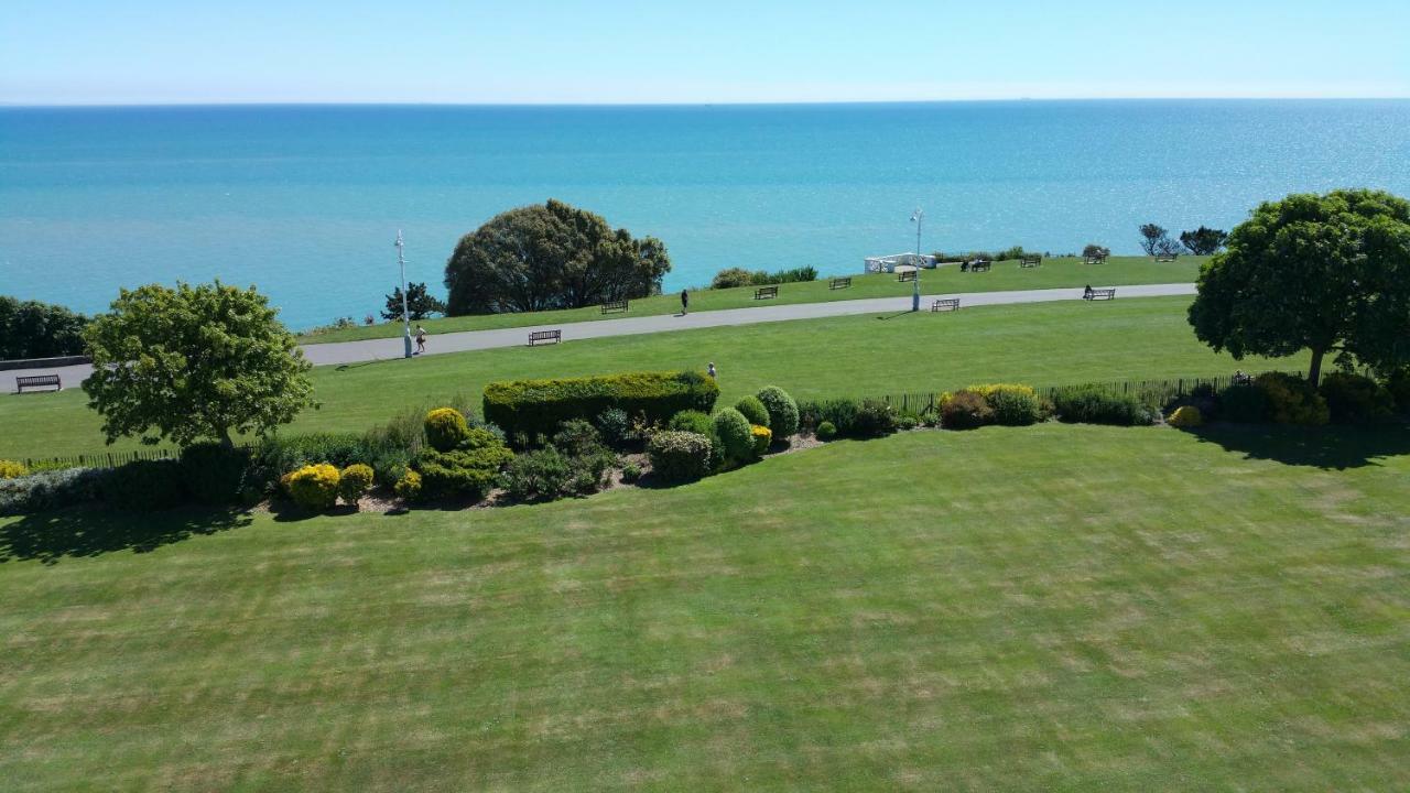 Westward Ho Hotel Folkestone Exteriör bild